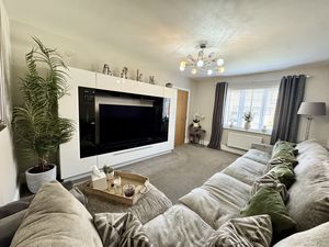 Lounge- click for photo gallery